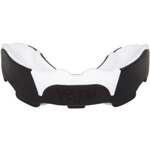 Mundschutz Venum Predator - weiß/schwarz, VENUM-0621