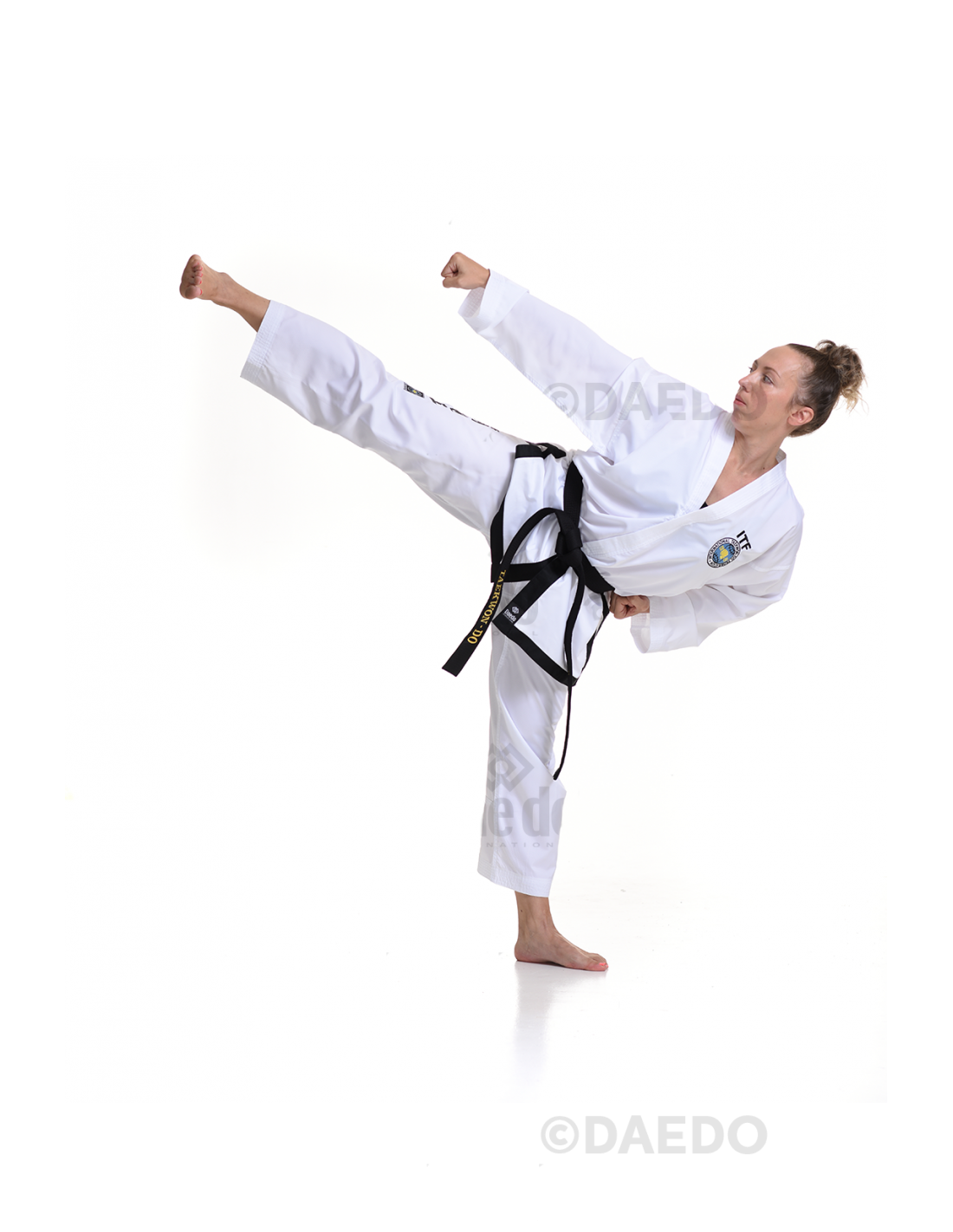 Compétition de ceinture noire Dobok approuvée par Daedo ITF, TA10814