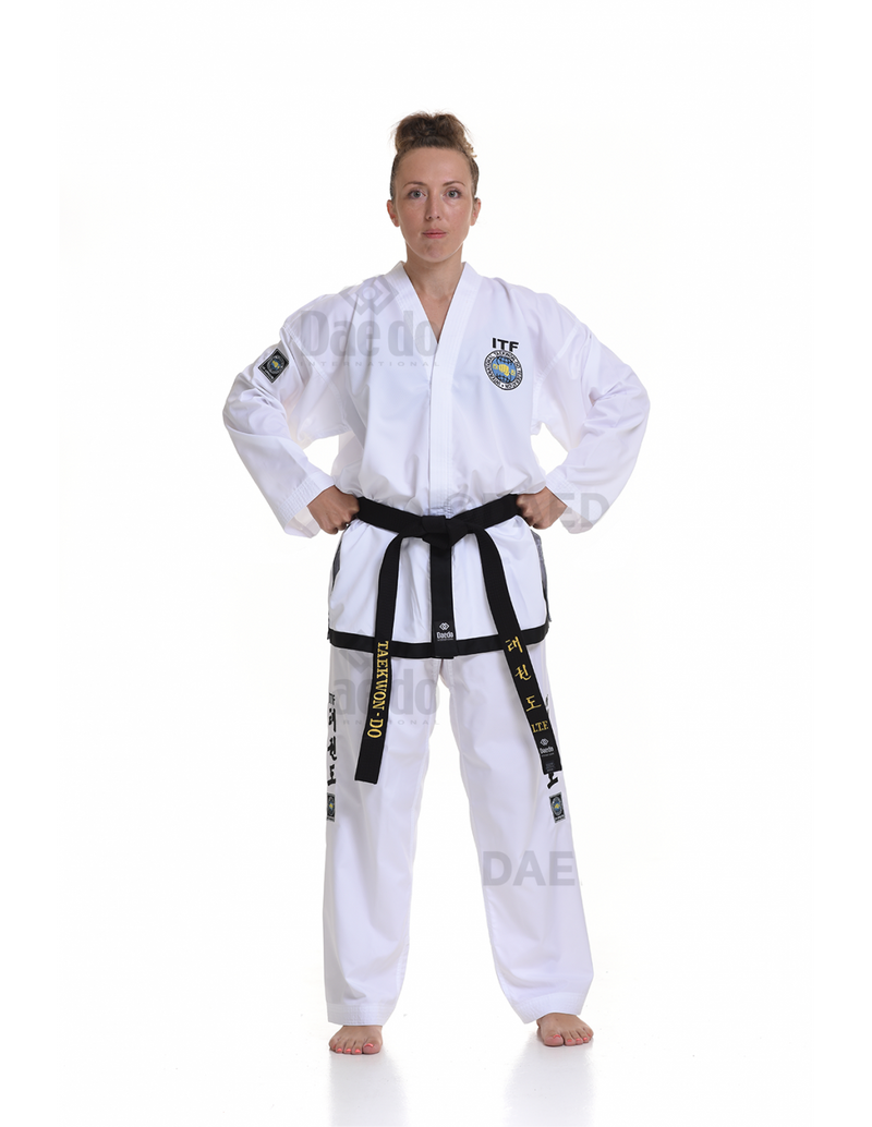 Daedo ITF Approved Dobok Black belt Competition TA10814